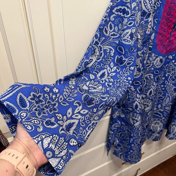 ROAMAN’S Embellished Flare-Sleeve Tunic Blouse (Size 24W) - Picture 5 of 13